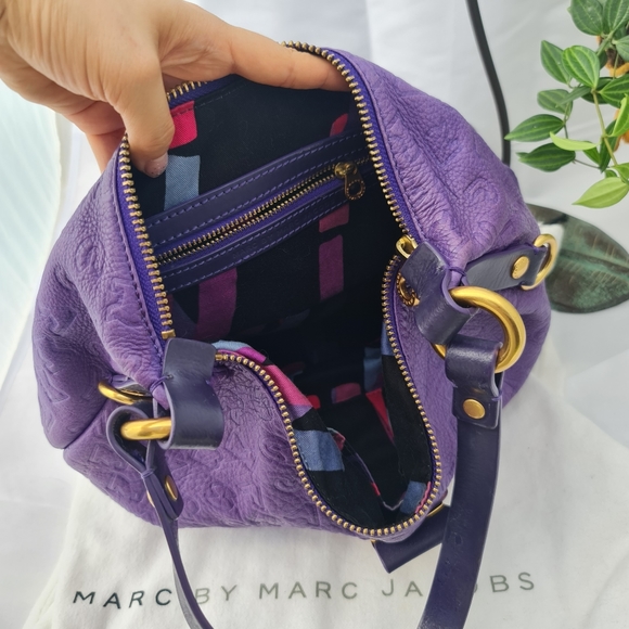 Marc Jacobs monogram leather hobo in grape purple - Picture 3 of 12